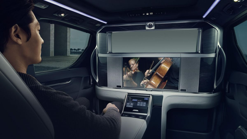 Illustration for article titled This Lexus LM Minivan Might Be the Ugliest Thing I've Ever Seen and it's Beautiful
